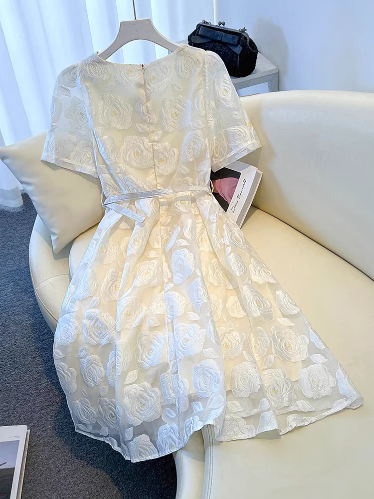 洋气女装 尾货样衣默认瑕疵介意误拍 （以直播间实物为准）蕾丝显瘦