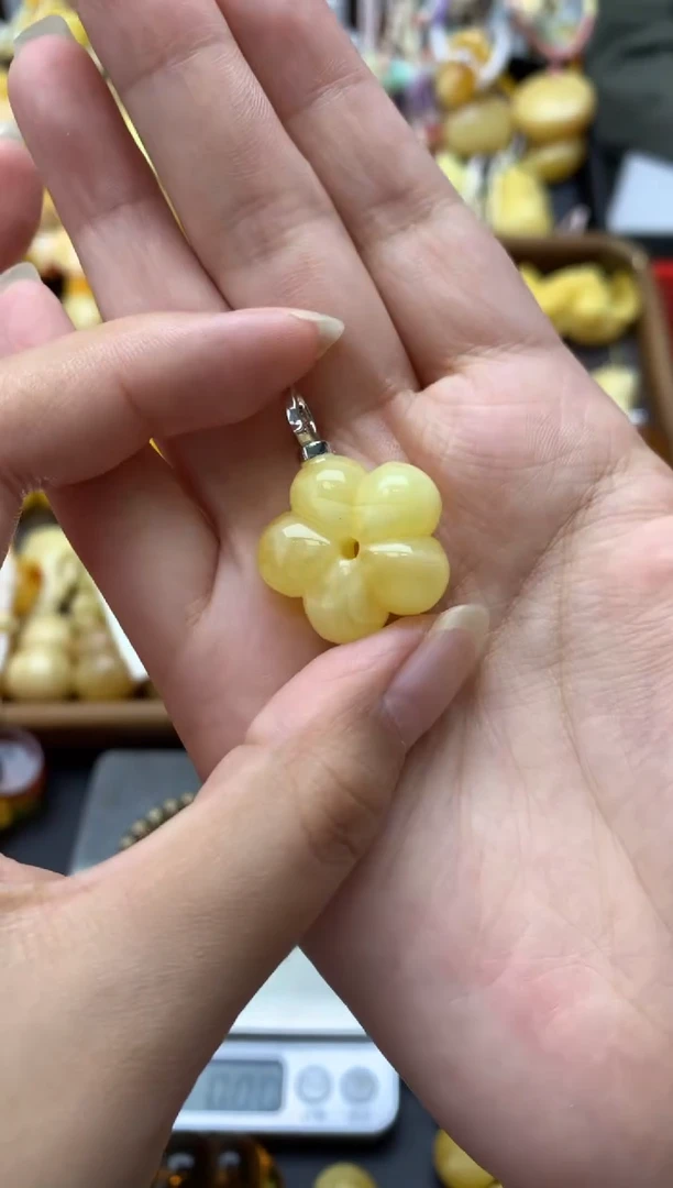 银S925镶嵌琥珀珠宝奇石039琥珀蜜蜡瑕疵品介意勿拍