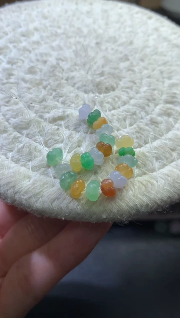 未镶嵌定制翡翠伊*毛货