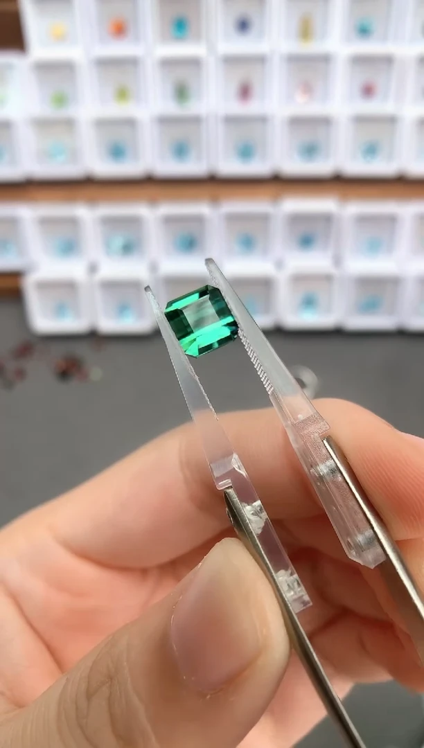 未镶嵌裸石定制碧玺2.55ct 10129