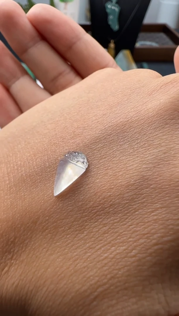 未镶嵌定制翡翠滴流