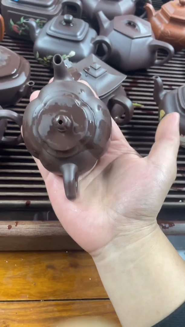 茶壶紫砂紫泥菱花