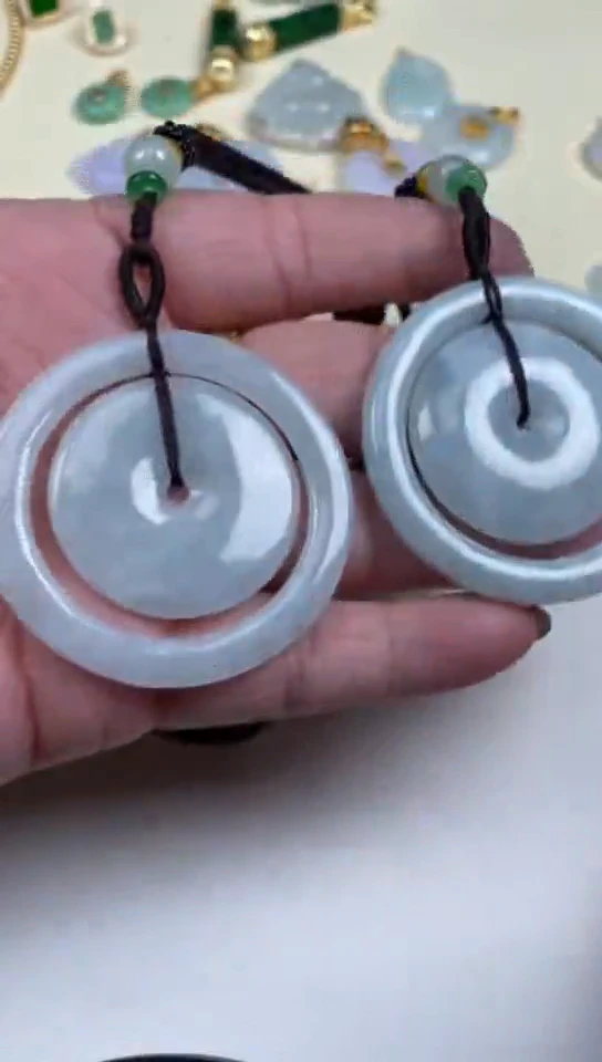 【闪购商品】翡翠颈饰未镶嵌翡翠多样性发其一