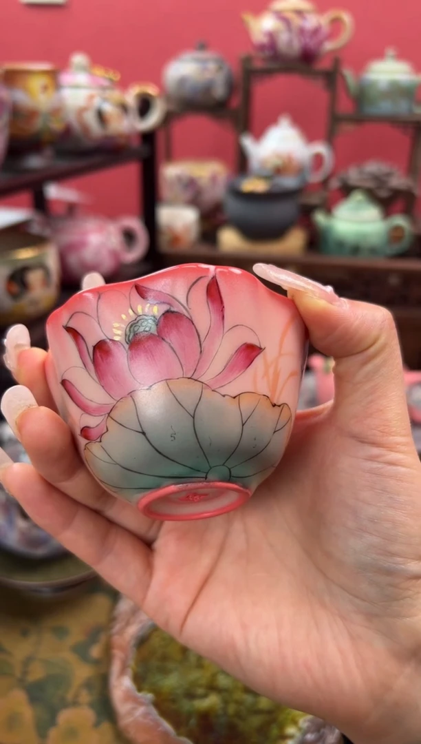 【闪购商品】猪油冻手绘荷花杯