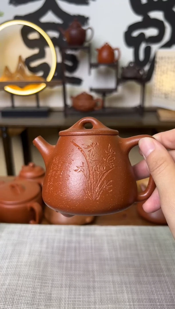 【闪购商品】段泥茶壶红降坡高石瓢壶兰花刻200CC-甘来兵