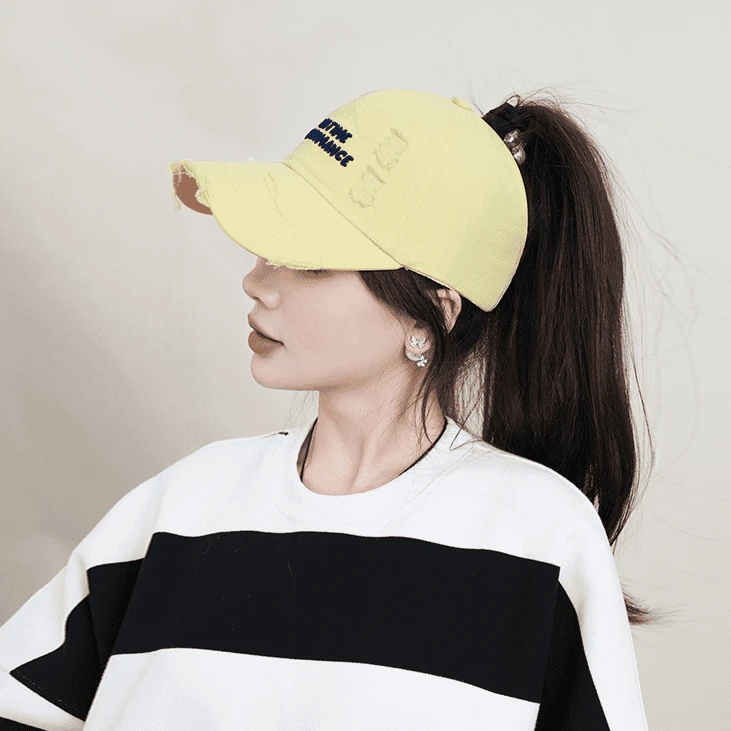休闲百搭韩版鸭舌帽防晒拍照帽夏季空顶款时尚潮流破洞软顶棒球帽