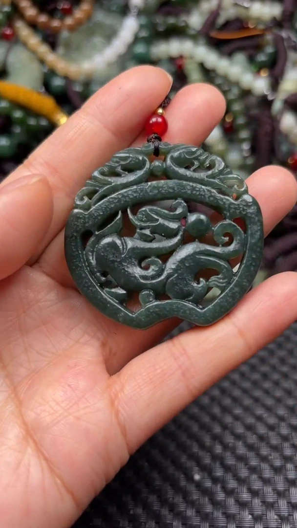 【闪购商品】和田玉颈饰未镶嵌.