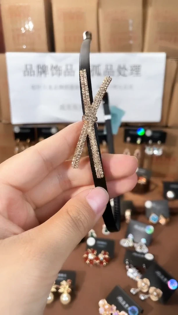 合金925银锆石Q472