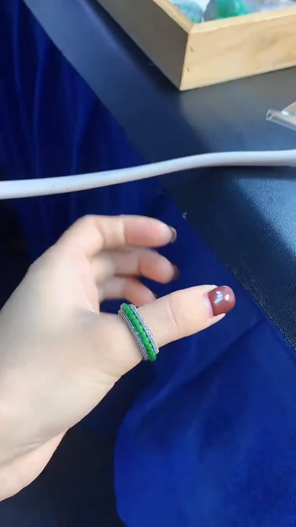 颈饰银S925镶嵌翡翠天然缅甸翡翠A货什么圈口都有