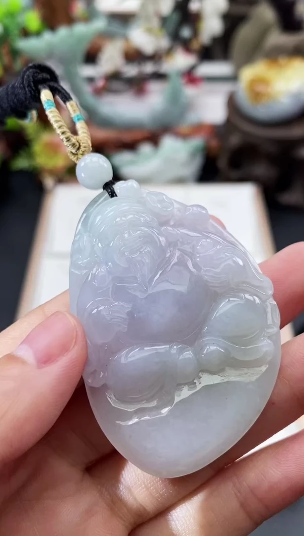 翡翠未镶嵌颈饰天然缅甸A货翡翠