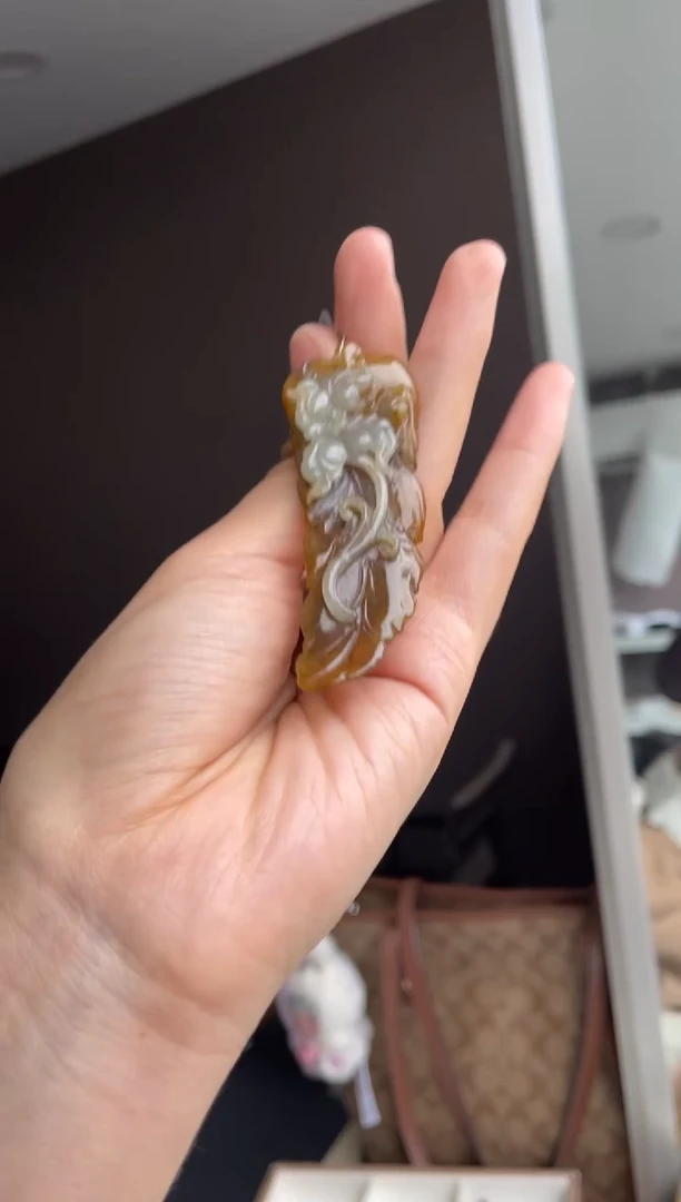 吊坠(不含链)未镶嵌翡翠天然缅甸A货翡翠