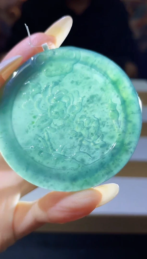 颈饰未镶嵌翡翠翡翠多样性发其一