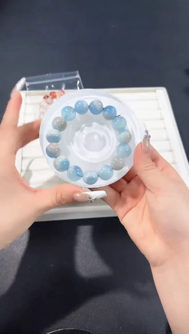 无无44n多样性发其一【1条】默认微瑕