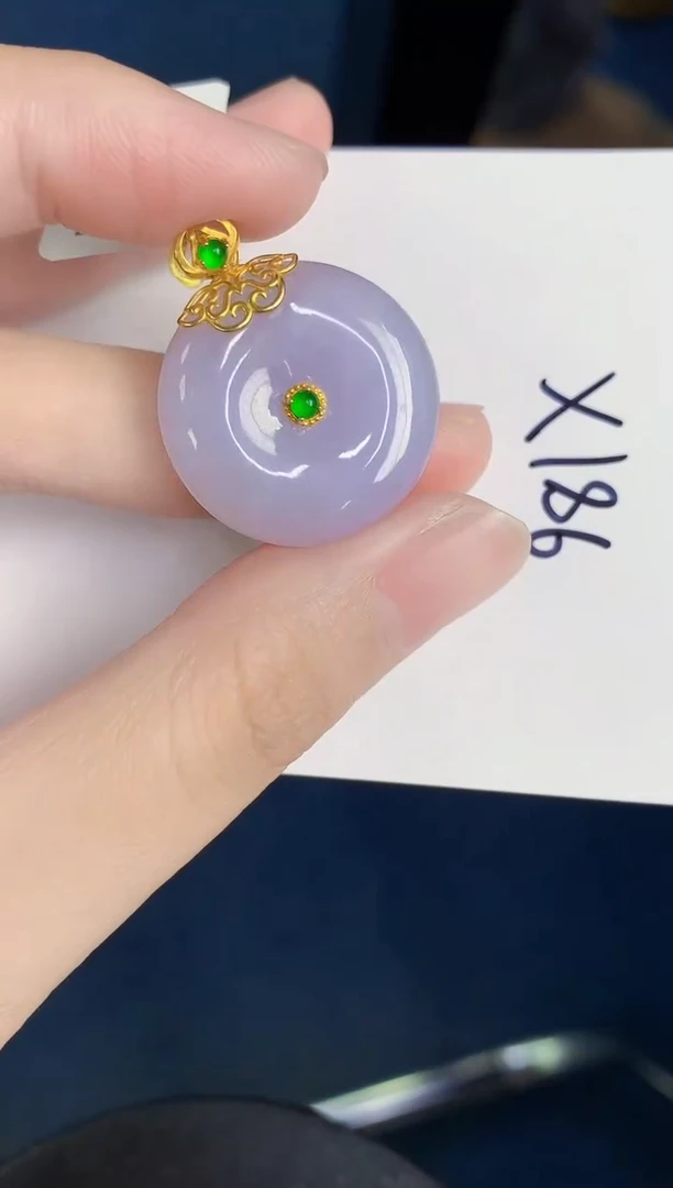 颈饰18K金镶嵌翡翠天然翡翠缅甸A货