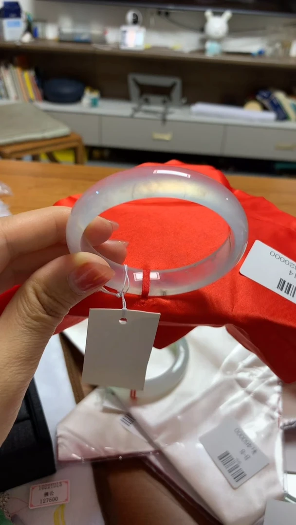 未镶嵌手镯翡翠宁手镯