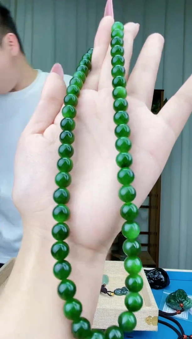 和田玉未镶嵌挂件拍一发一，多样性发货！