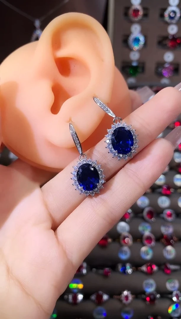 耳饰蓝宝石银S925镶嵌810银色