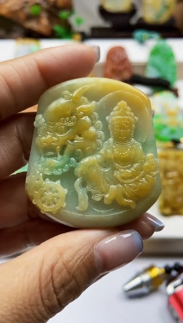 颈饰未镶嵌翡翠翡翠A货