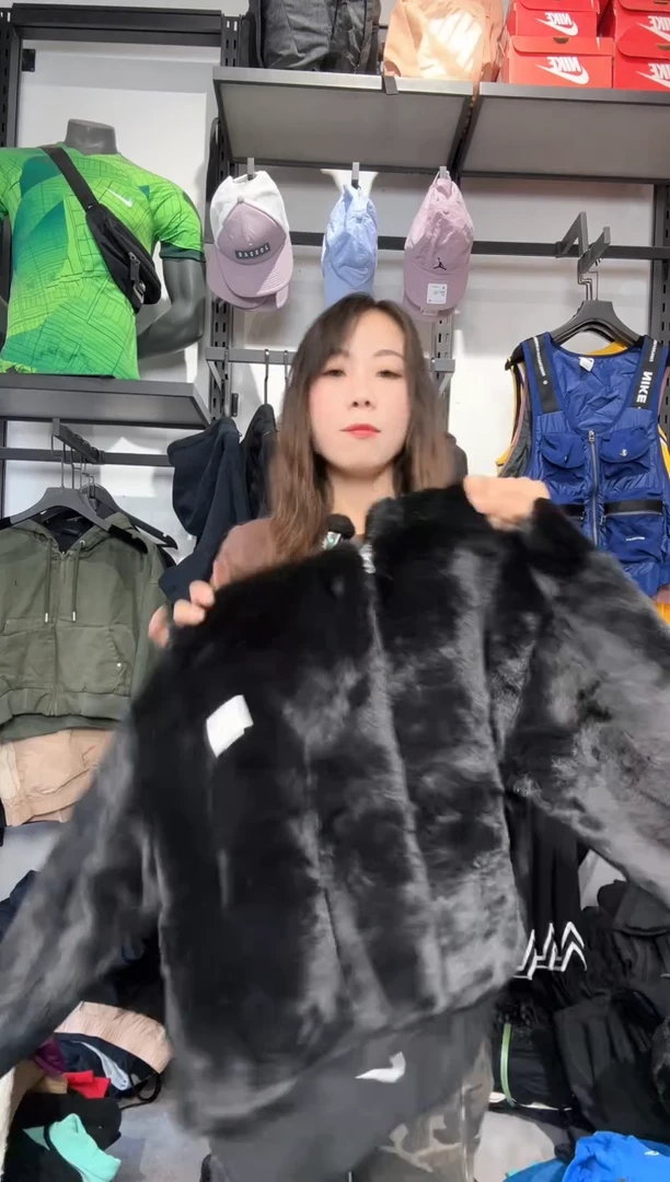 1711编码 瑕疵款直播间过款为准 尺码