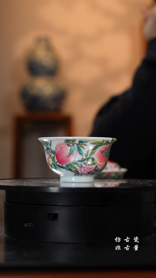 摆件瓷小***盔老曹严选好物分享  小 九桃