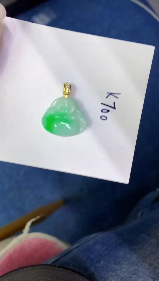 颈饰未镶嵌翡翠缅甸天然翡翠A货