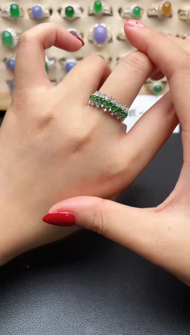 银S925镶嵌戒指翡翠一物一证一礼盒