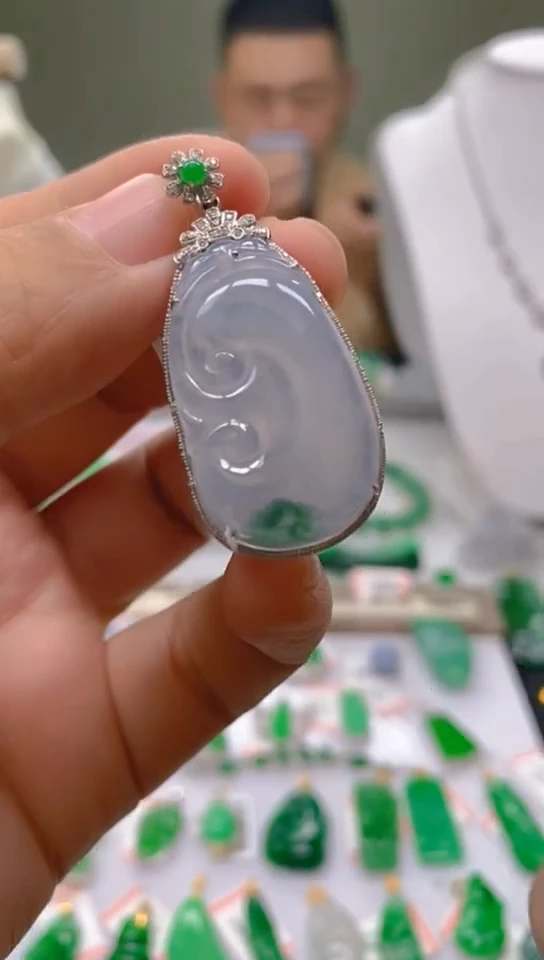 【闪购商品】翡翠颈饰18K金镶嵌新号开播，全场乱卖