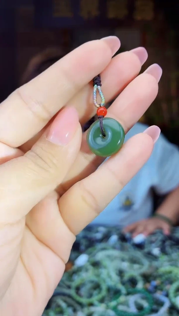 和田玉未镶嵌挂件拍一发一多样性发货