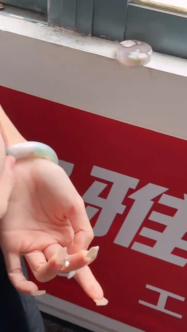 未镶嵌手镯石英质玉瑾圈口（赠品镯心）