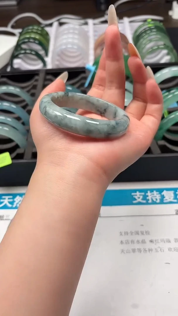 未镶嵌手镯翡翠27