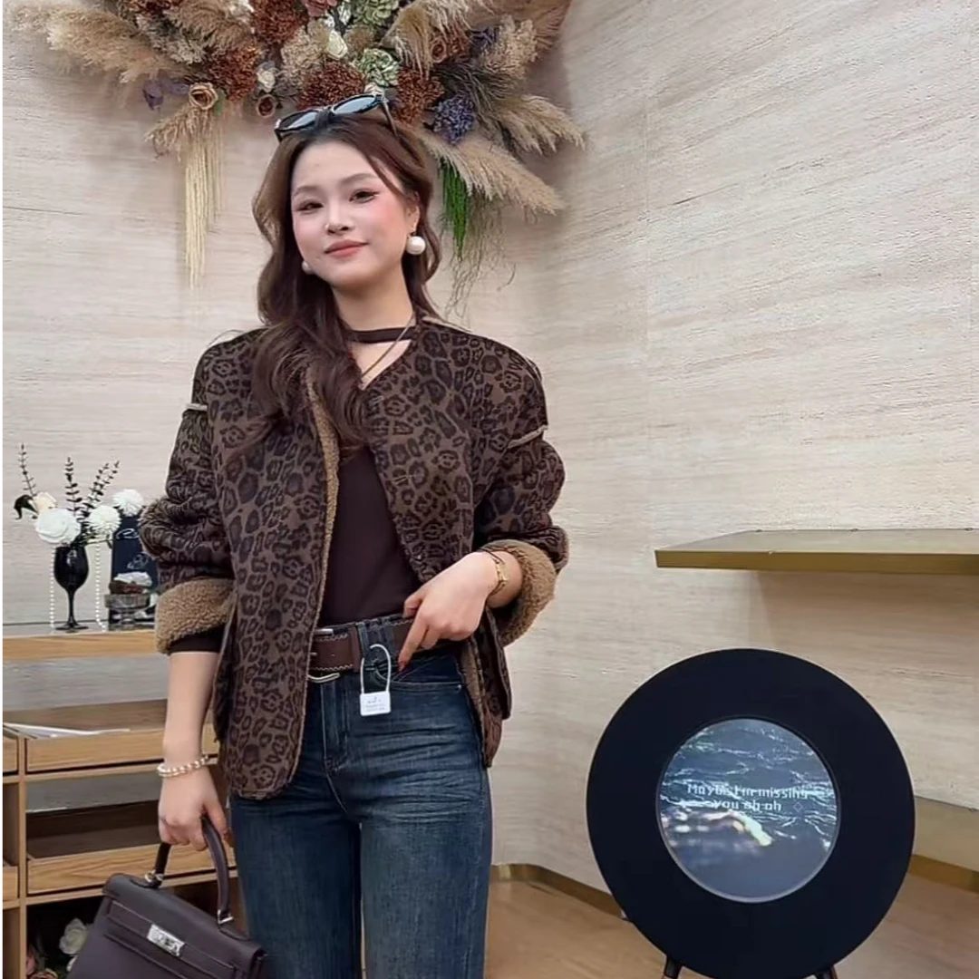 【南韩小泰迪】炸街轻熟风收腰修身显瘦外套-8800（今天拍带包包）