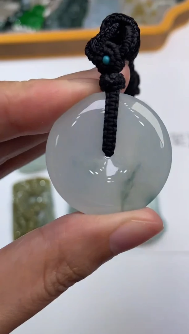 未镶嵌挂件翡翠370772    多人
