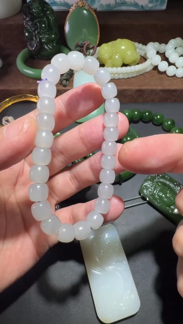 未镶嵌和田玉挂件手串