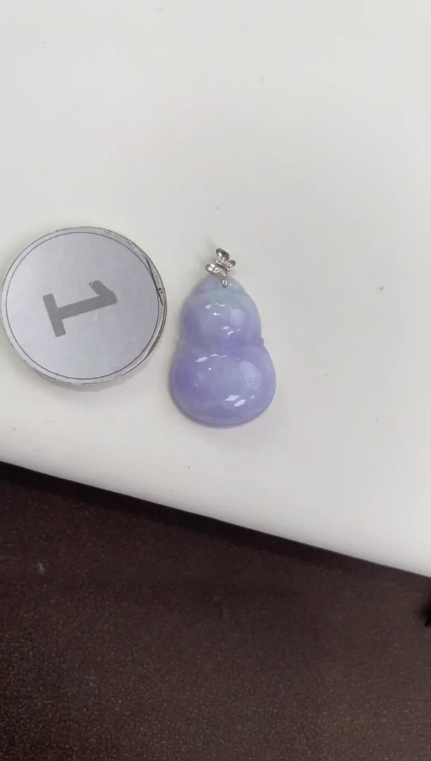 颈饰18K金镶嵌翡翠天然缅甸a货翡翠