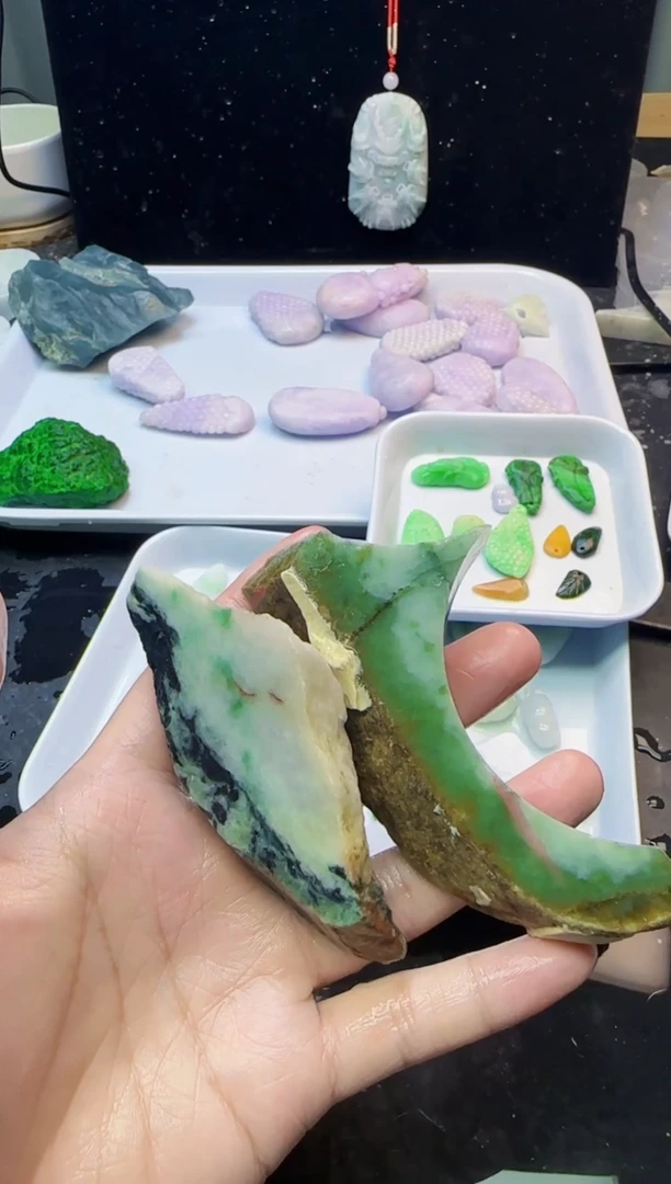 颈饰未镶嵌翡翠036天然A货翡翠