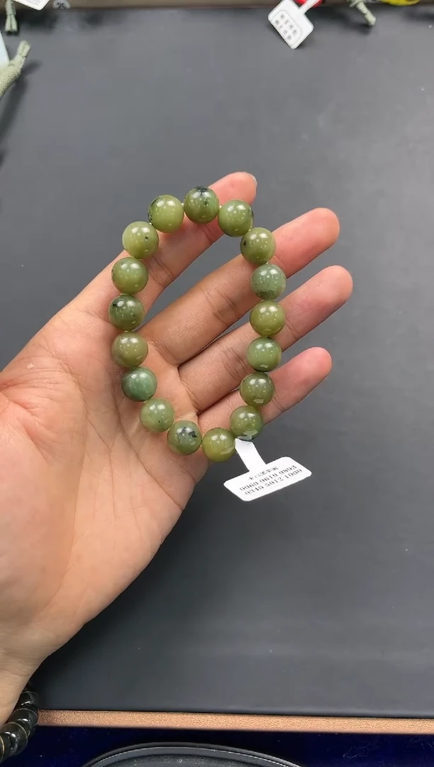 未镶嵌手串和田玉且末黑羊洞碧玉手串卡12微色差