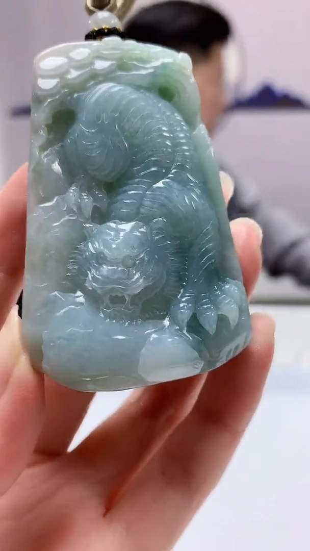 【闪购商品】定制翡翠未镶嵌4917zm-毛货挂件虎牌180