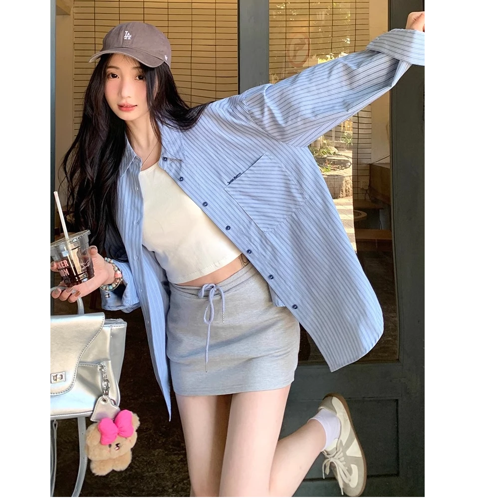 法式蓝色条纹衬衫上衣女秋季2025新款小众设计感休闲宽松衬衣外套