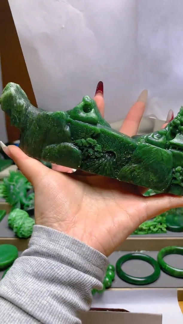 【闪购商品】和田玉（碧玉）摆件未镶嵌1