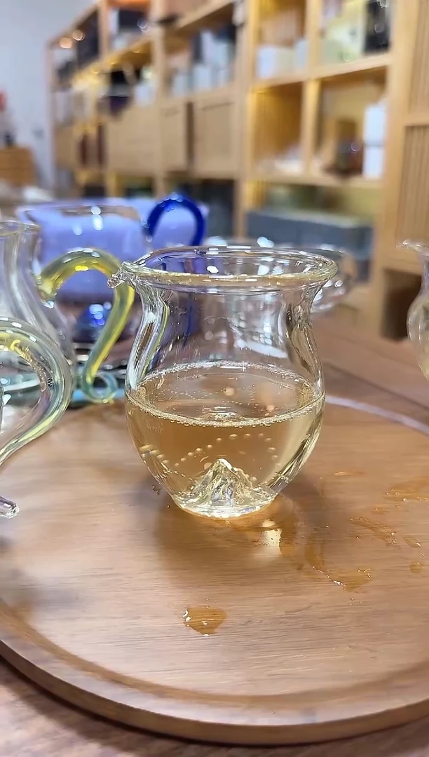 高端无耳公道杯
