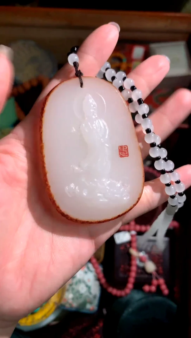 颈饰未镶嵌和田玉（子料）润玉潭精品专属摆件