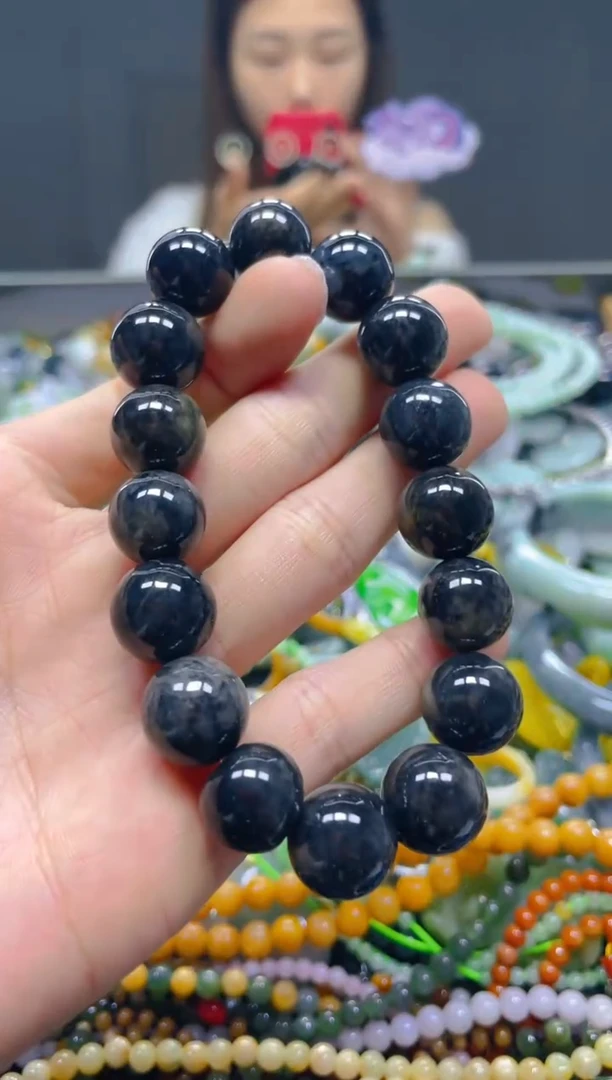 颈饰未镶嵌翡翠13MM/G/翡翠A货，一件也是批发价