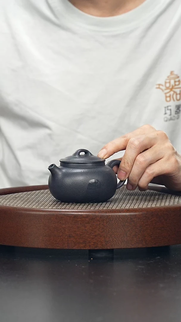 茶壶紫砂安逨-还原烧-全手工-（紫泥）