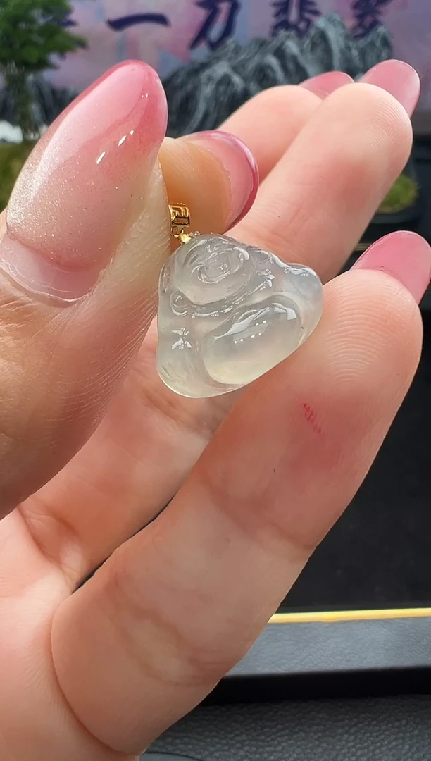 吊坠(不含链)18K金镶嵌翡翠佛公多样性发货其一