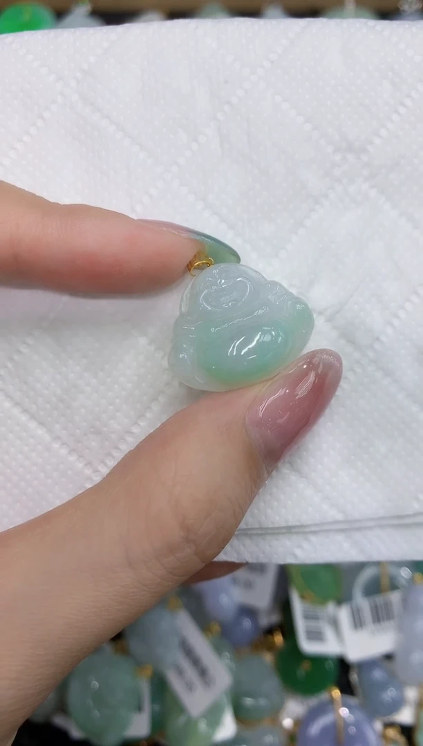 翡翠18K金镶嵌颈饰111111111111