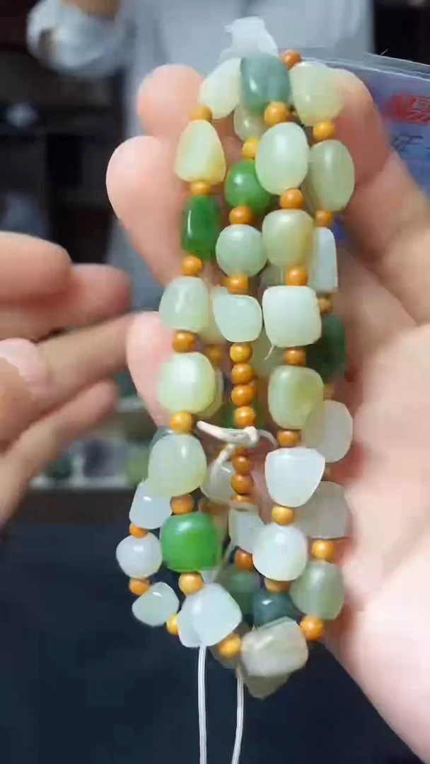 【闪购商品】和田玉颈饰未镶嵌1