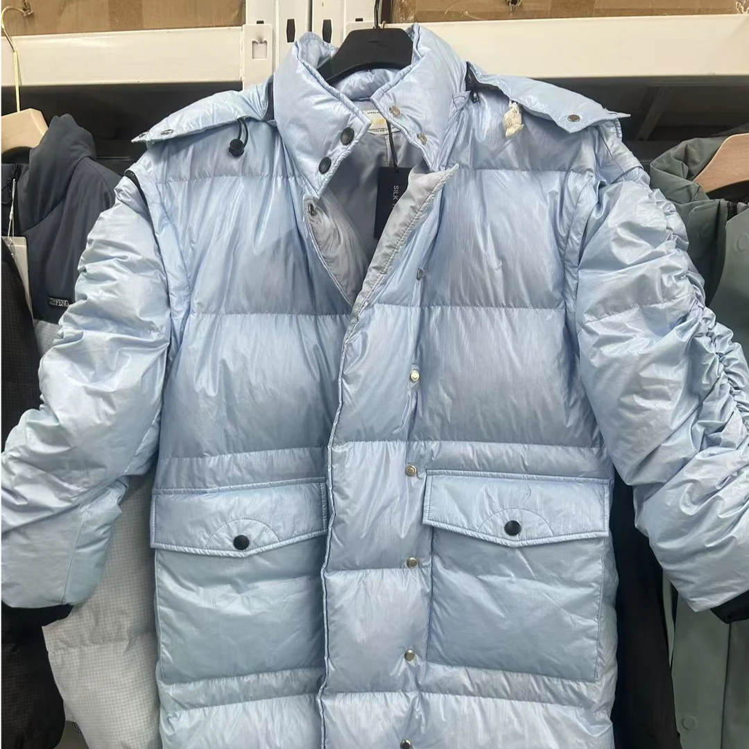 女士可拆卸成马甲两穿，羽绒服999