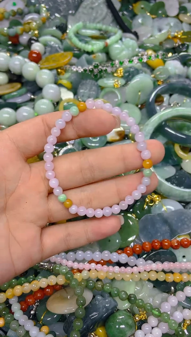 颈饰未镶嵌翡翠5MM/ K /翡翠A货，一件也是批发价