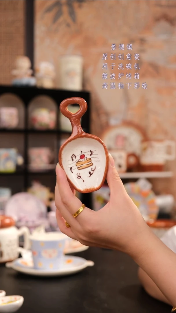 摆件景德镇手工手绘设计师款