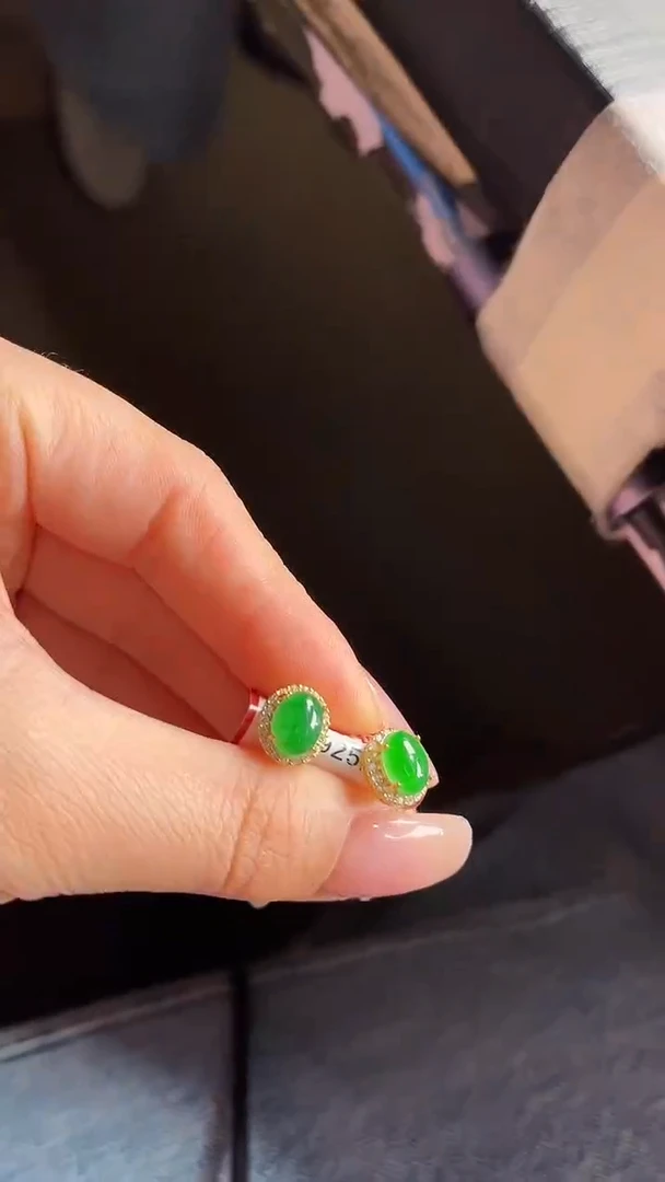 【闪购商品】翡翠颈饰未镶嵌100635790